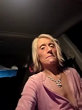 BeautifulXouple's cam snapshot