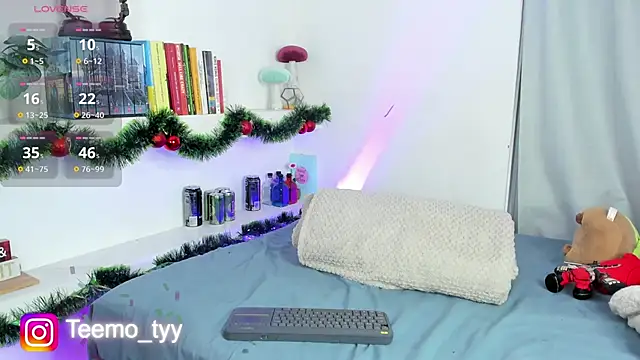 teemotwink live sex cam