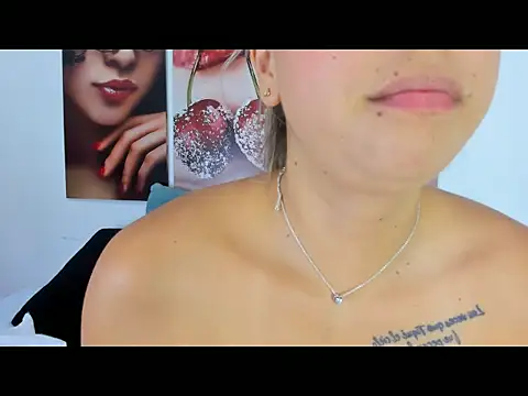 iamdoll's cam snapshot