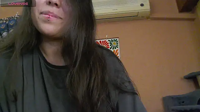 IntimateTales's cam snapshot