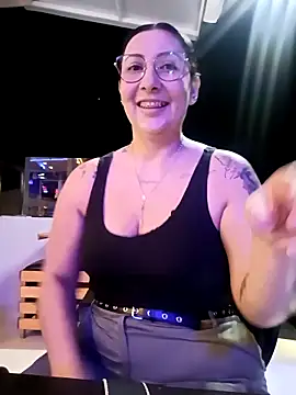 You-kitty2025's cam snapshot