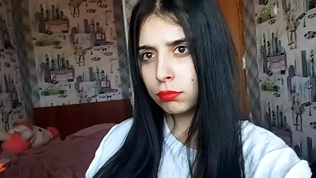 WaltraudPattie's cam snapshot