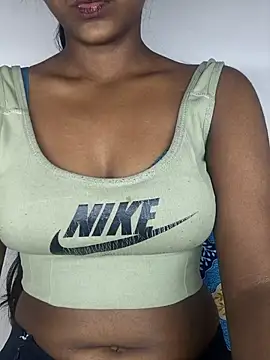 Sweety676's cam snapshot