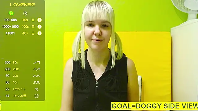 Ultra_Meow live sex cam