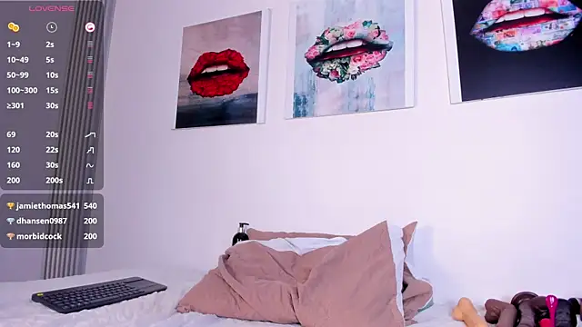 Monika-Ruiz's cam snapshot