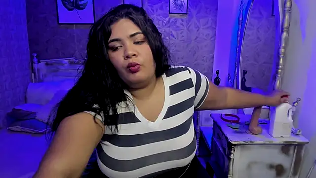 Sara_clk's cam snapshot