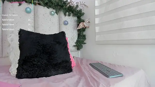 violeta_olsen's cam snapshot