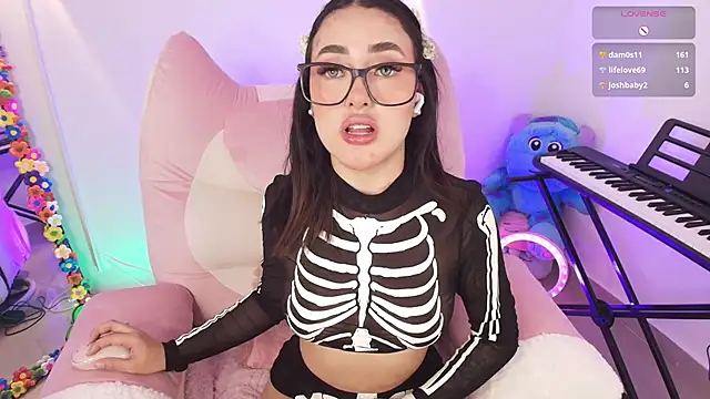 justonecute's cam snapshot