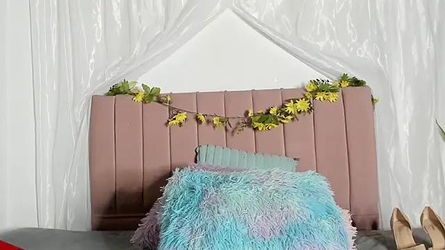 Kim_raver40's cam snapshot