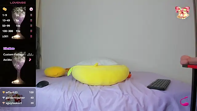 lucia_s1's cam snapshot