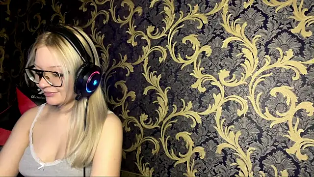 Cira_BabyFace's cam snapshot