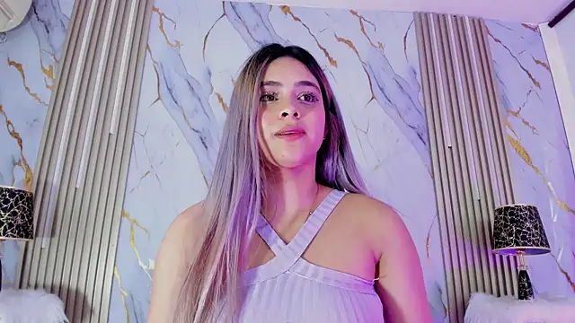 sharon_greey's cam snapshot