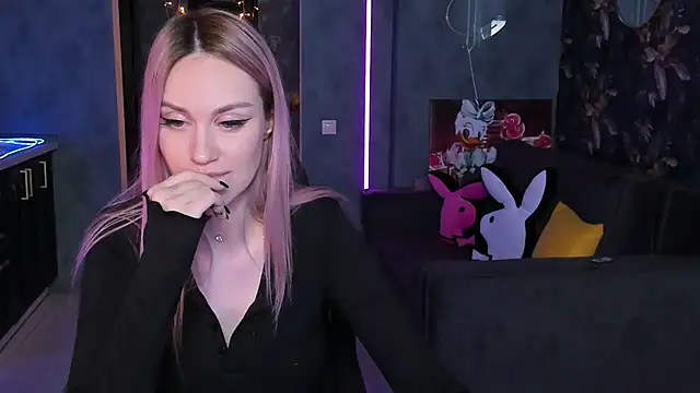 Blckmirrorr's cam snapshot