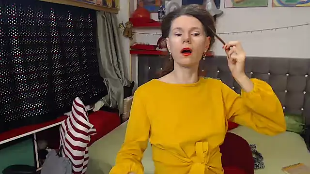 kellyterapy's cam snapshot