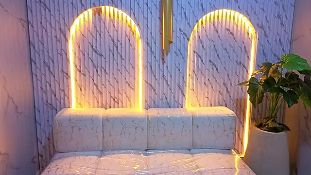 Phoebe_Tx's cam snapshot