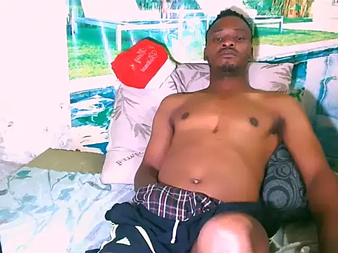 EbonyTiger69's cam snapshot