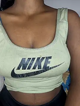 Sweety676's cam snapshot