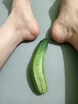 Mira177-'s cam snapshot