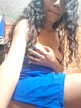 Isabelking1207 live sex cam