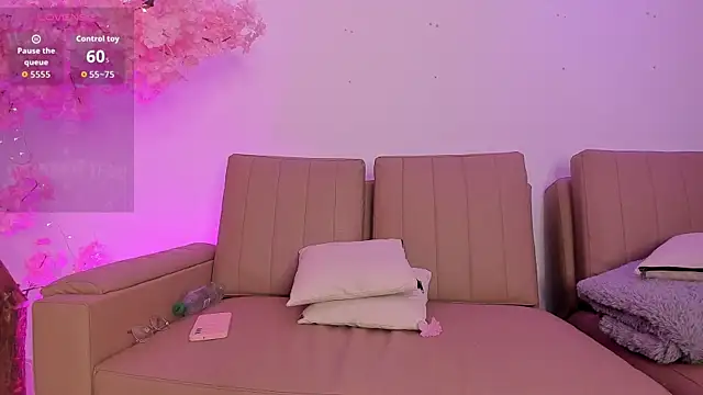 Doll_Isa_ live sex cam