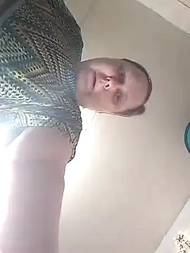 Tupo070481 live sex cam