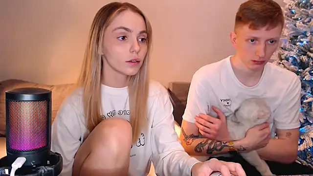 juliaanddima's cam snapshot