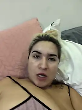 XxxVale1993 live sex cam