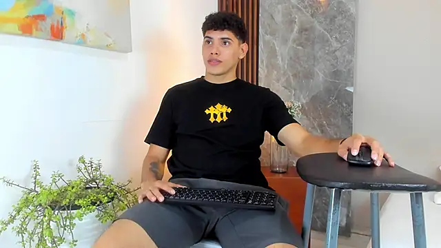 Justin_mack live sex cam