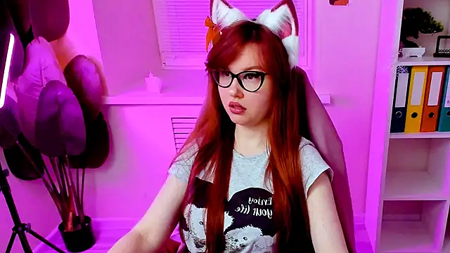 CarolGiggly live sex cam