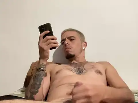 onlyforthis80's cam snapshot