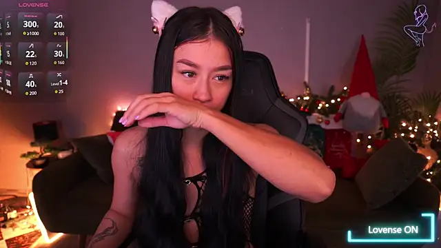 FataleNellie live sex cam