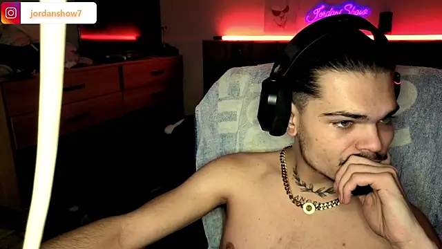 JordanShow live sex cam