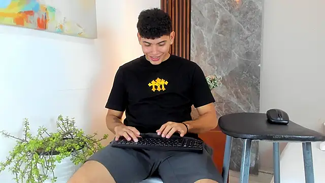 Justin_mack live sex cam