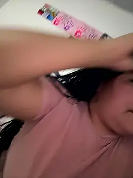 Lovelipsbig's cam snapshot