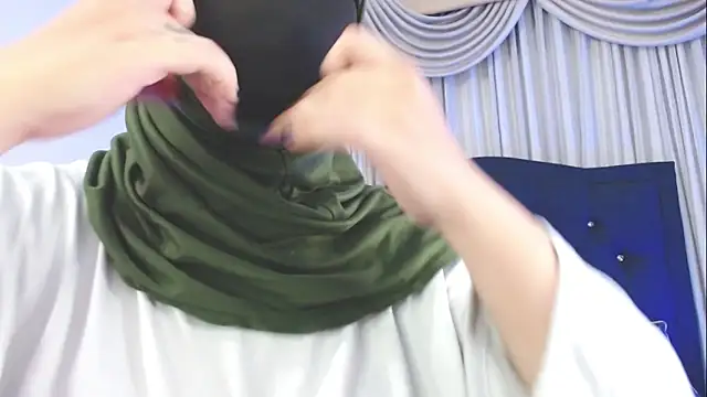 Uzra_hayed live sex cam