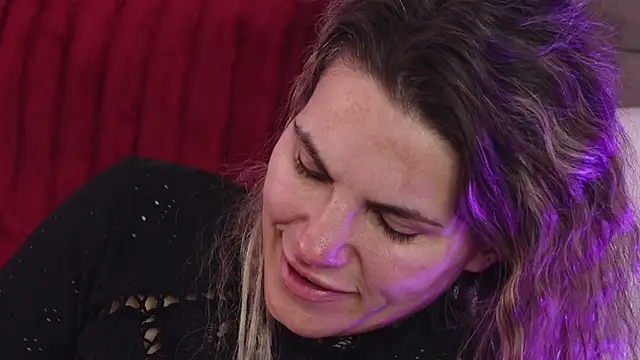 FeliciaKrige's cam snapshot