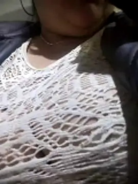 sara_pineros live sex cam