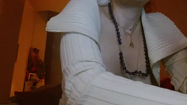 Regina_5's cam snapshot