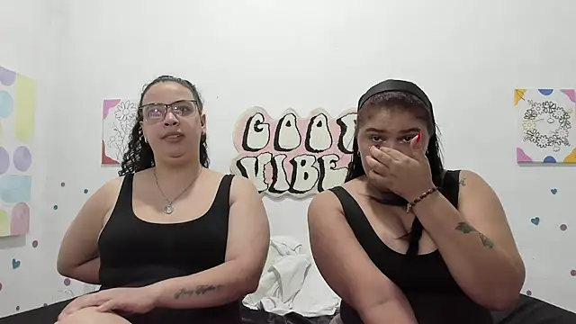 Danielaandximena live sex cam