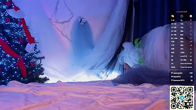 GildedKitten live sex cam