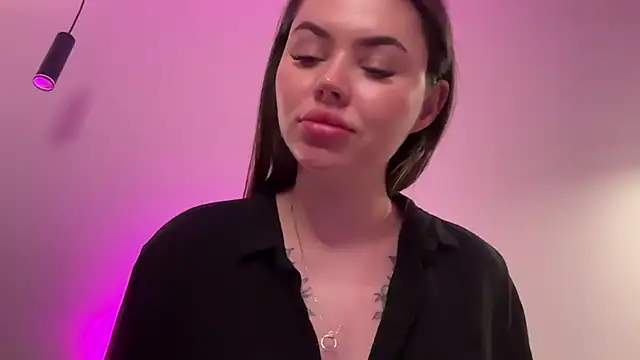 AlmaryKim live sex cam