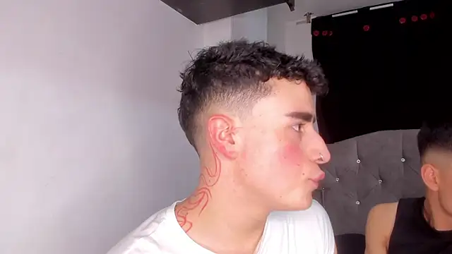 naughtysalomon__ live sex cam