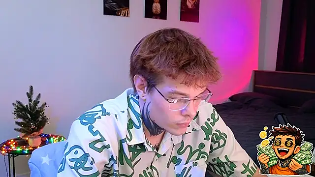 DENIS_HERE's cam snapshot