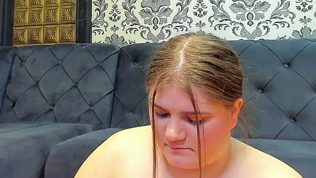 LissaBigTitts's cam snapshot