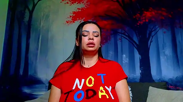 ElizabethEven's cam snapshot