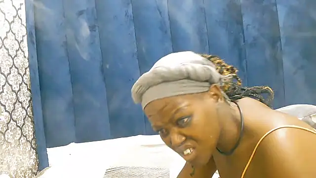 DarkBeauty33's cam snapshot