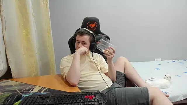 iliaskrislove live sex cam