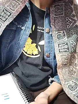 Vanee-23 live sex cam