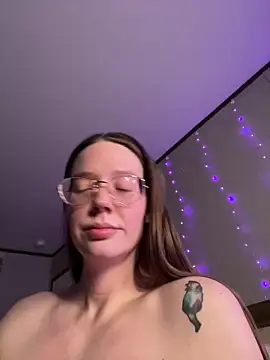 Sweetdee222x live sex cam