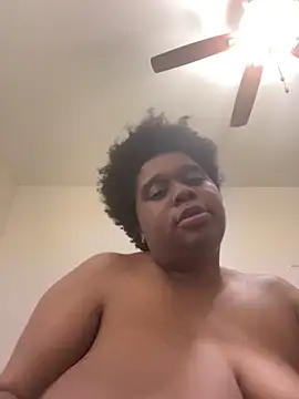 bigmama_deshayyy live sex cam